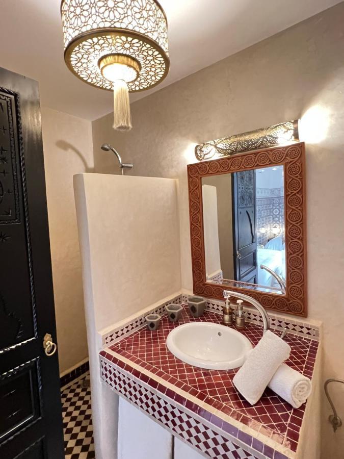 Riad 5 Generations Marrakesh Exterior photo